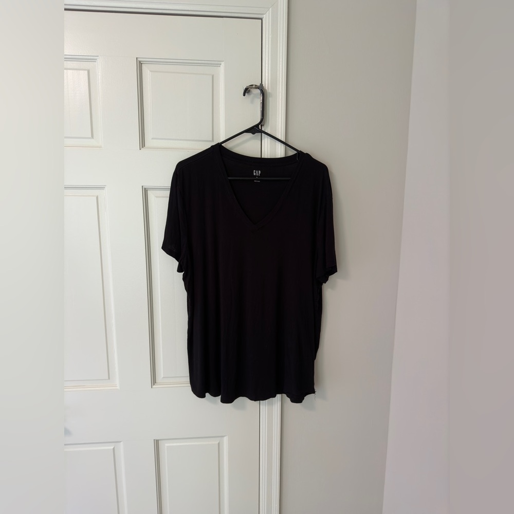 Gap Factory Luxe V-Neck Tee, Black, XL